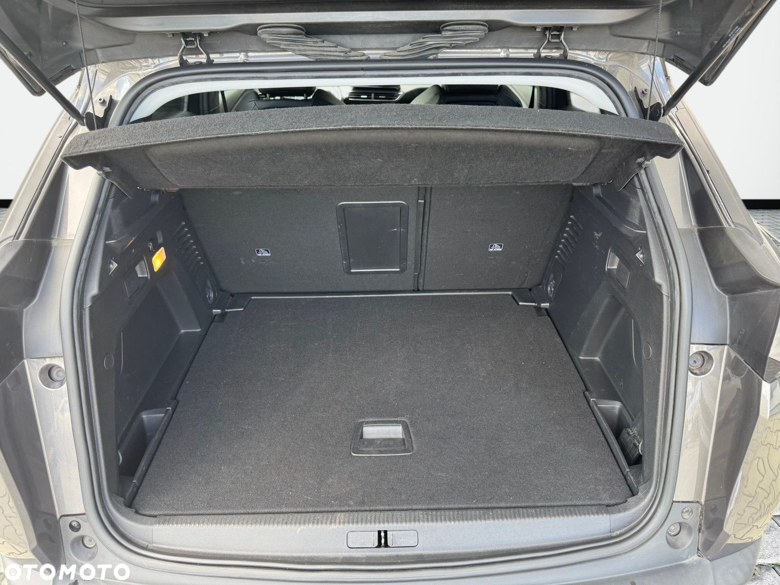 Peugeot 3008 - 16