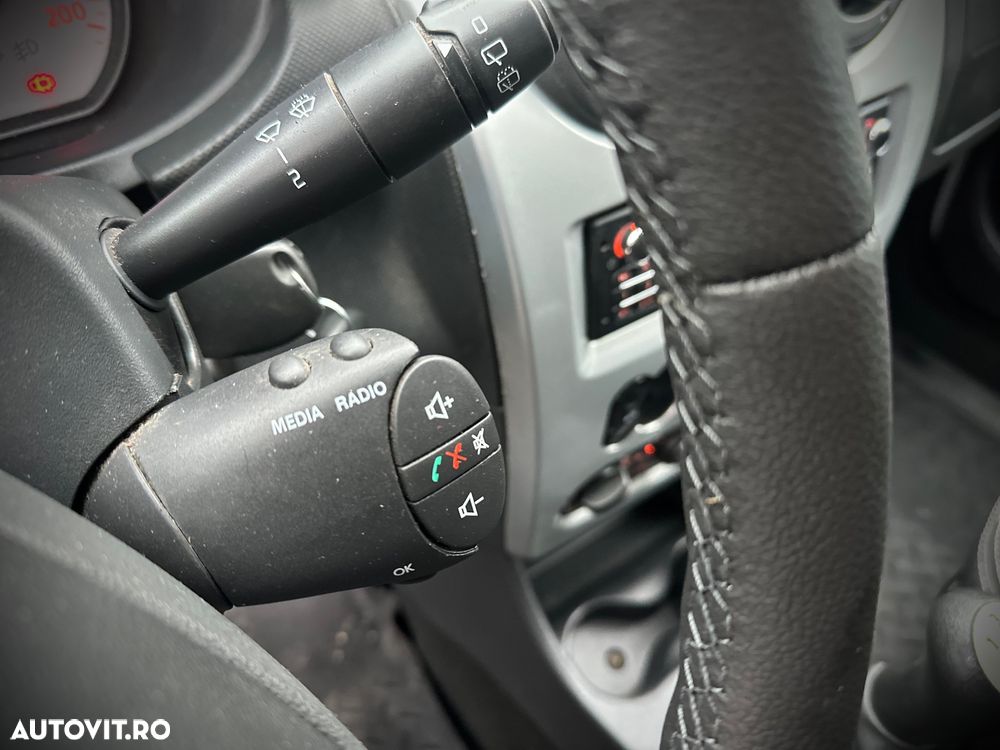 Dacia Logan 1.5 dCi 90 CP Laureate - 9