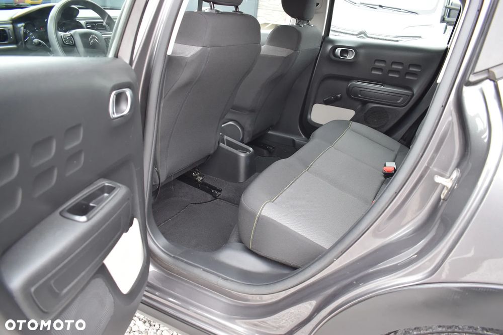 Citroën C3 BlueHDi 100 S&S PLUS - 9