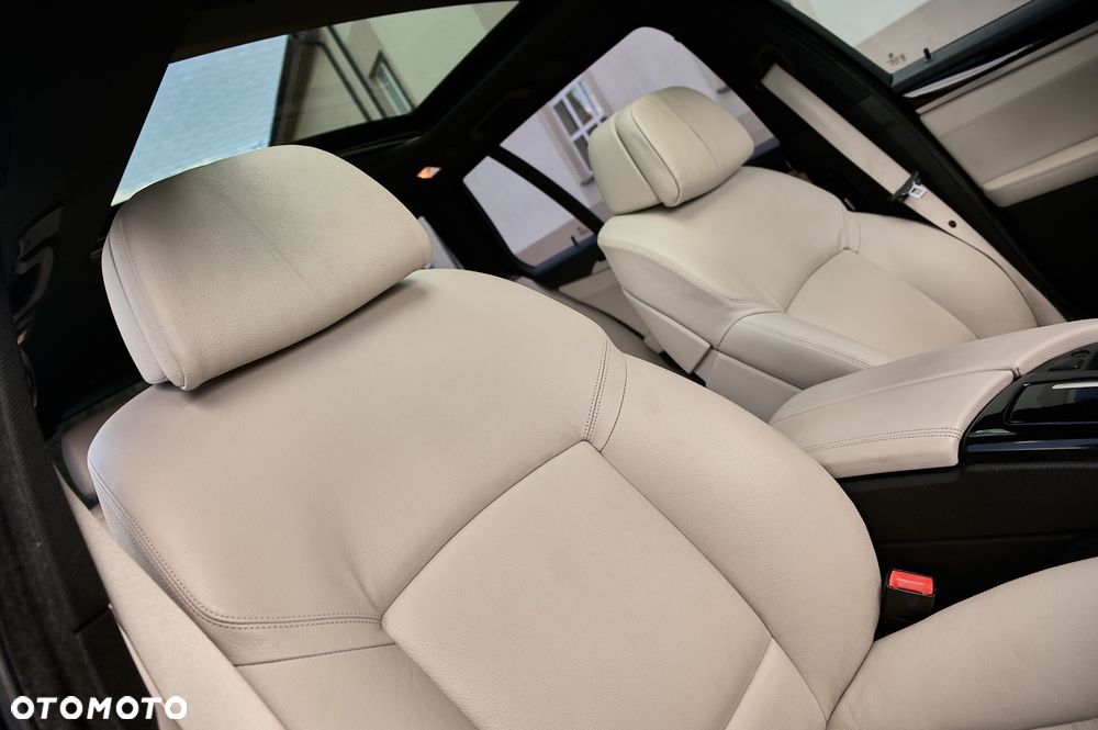 BMW Seria 5 530d xDrive - 30