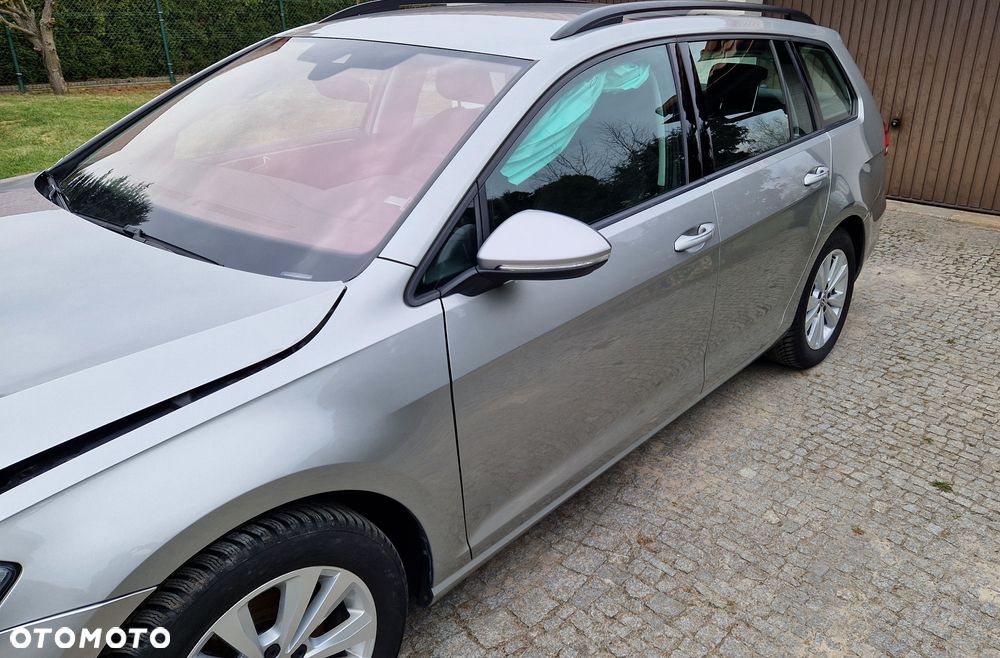 Volkswagen Golf 1.5 TSI BMT Evo Comfortline DSG - 4