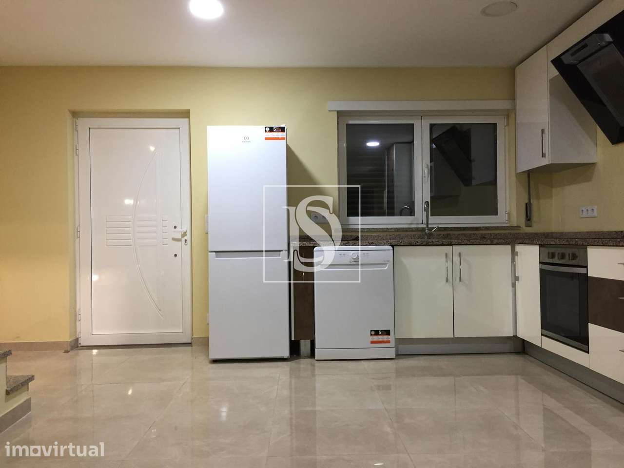 Moradia T0+2 DUPLEX Venda em Santa Comba Dão e Couto do Mosteiro,Santa - Grande imagem: 3/16