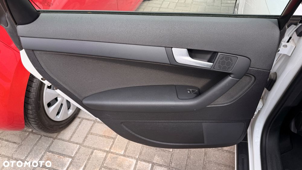 Audi A3 Sportback 1.6 TDI DPF Attraction - 19