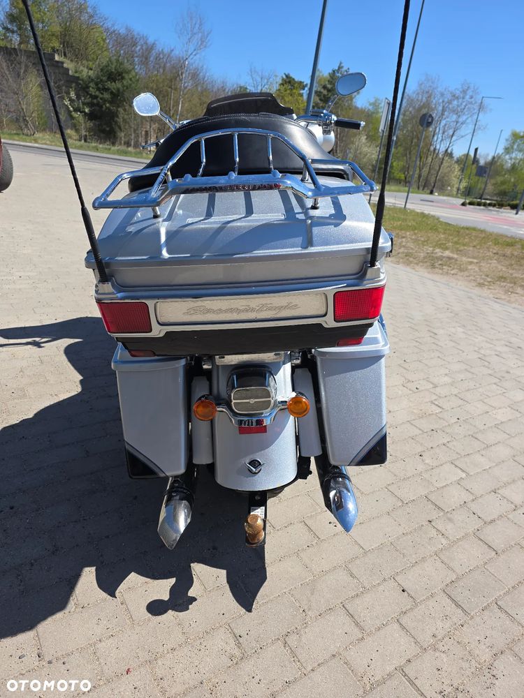 Harley-Davidson CVO Street Glide - 5