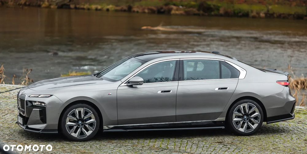 BMW Seria 7 740d xDrive sport - 9