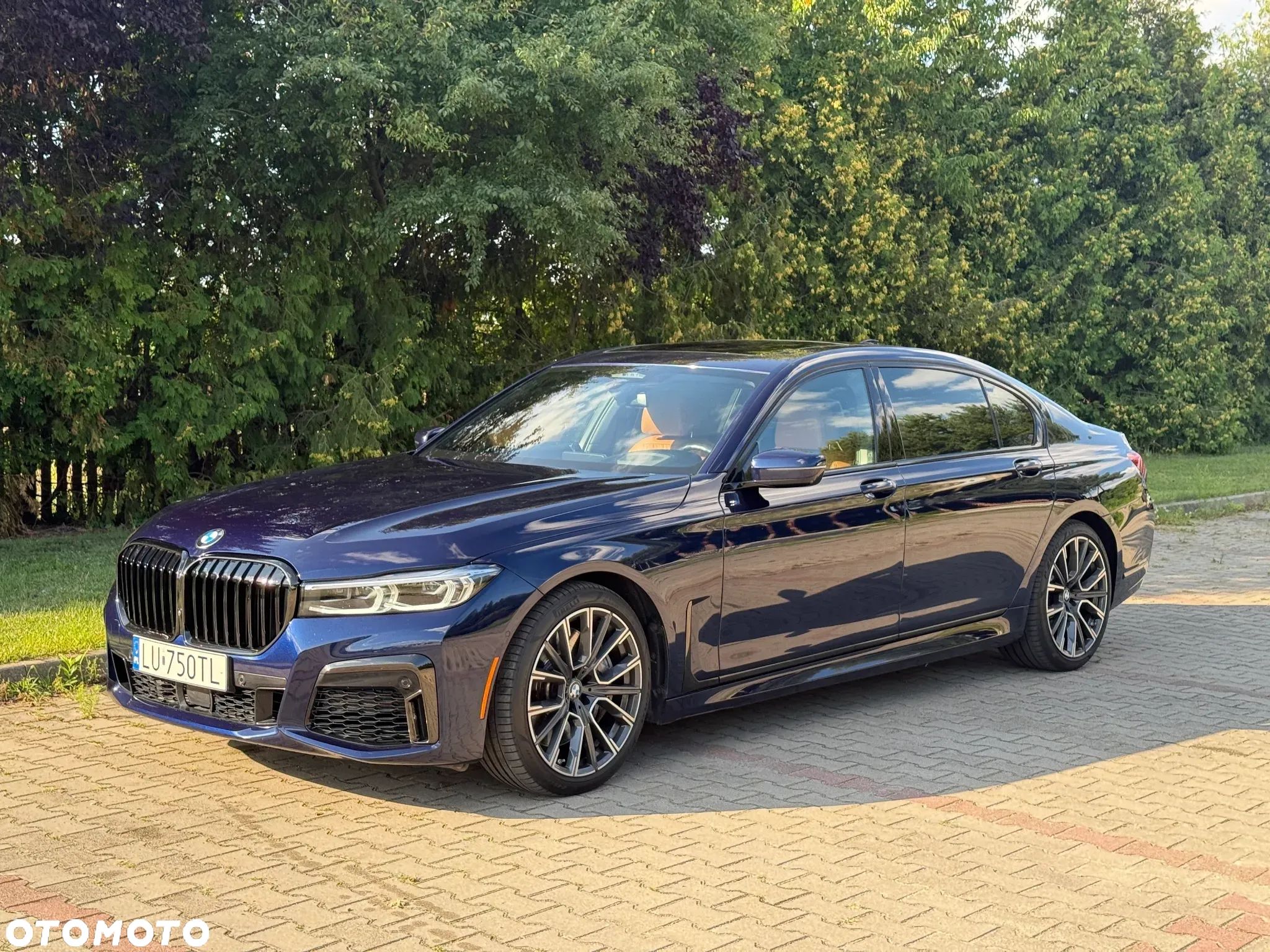 BMW Seria 7 750Li xDrive sport - 1