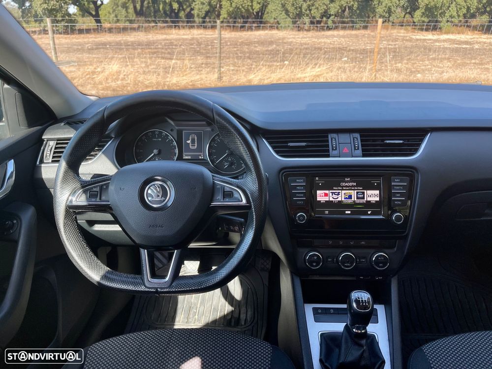 Skoda Octavia Break 1.6 TDi Ambition - 16