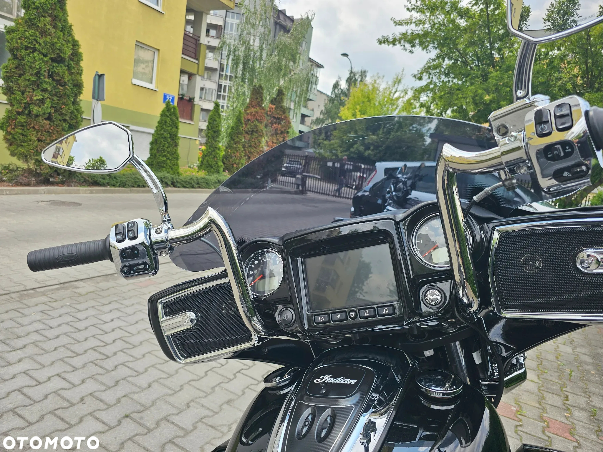 Indian Roadmaster - 19