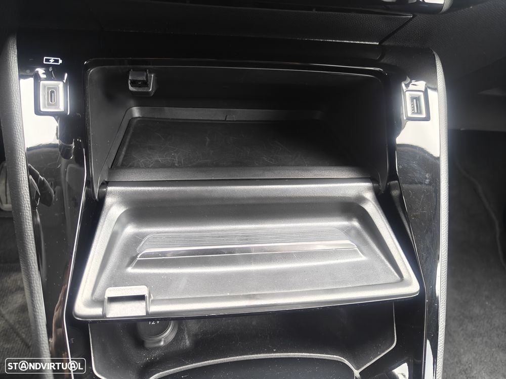 Peugeot 208 1.2 PureTech Allure Pack - 24