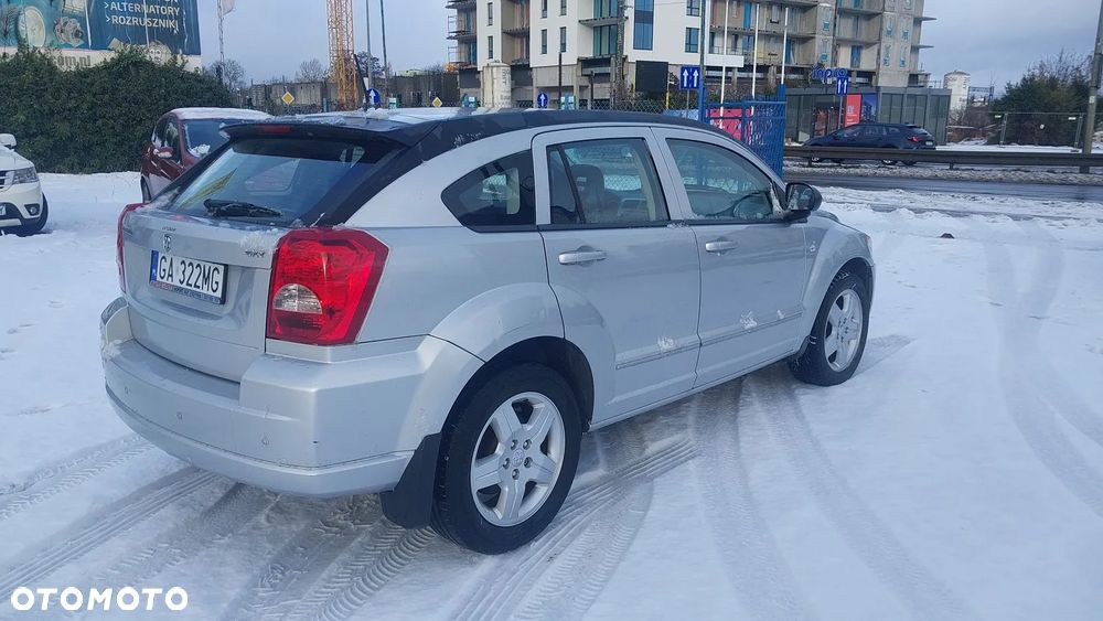 Dodge Caliber - 5