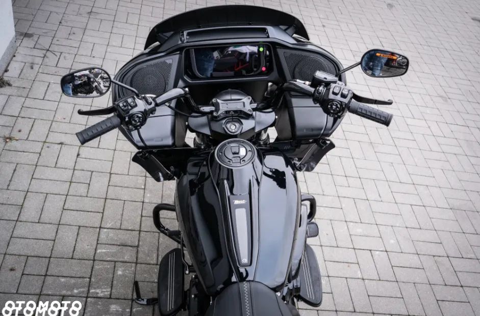 Harley-Davidson Touring Road Glide - 16