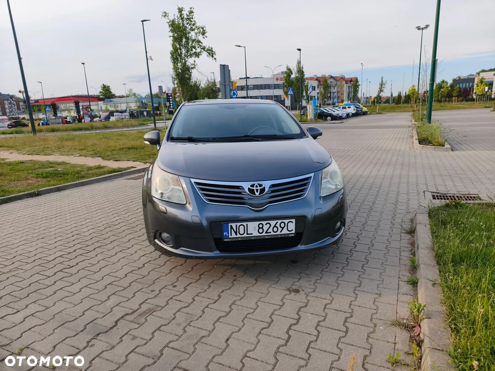 Toyota Avensis 1.8 Sol plus - 7