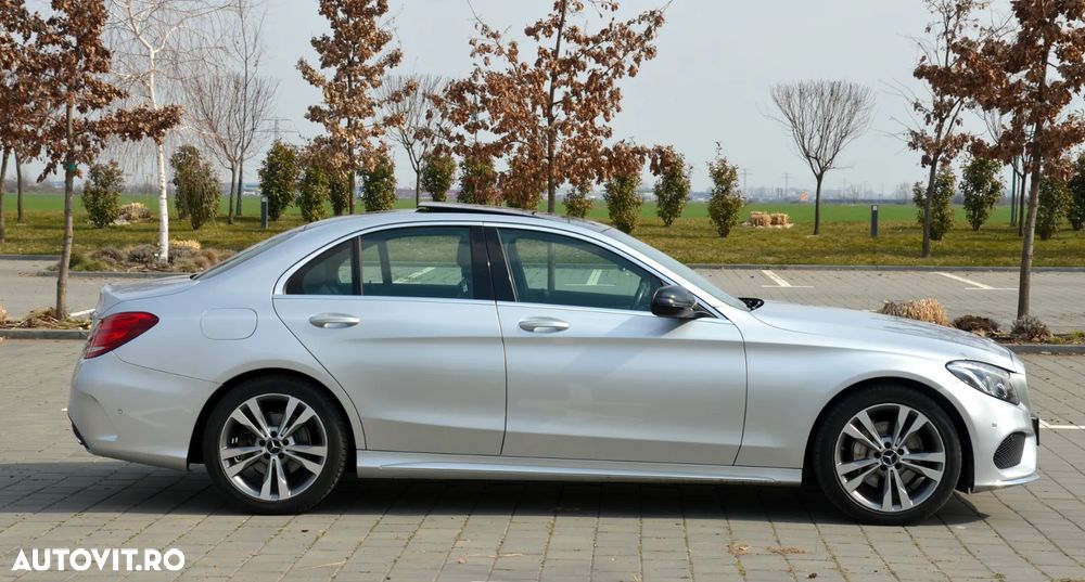 Mercedes-Benz C 180 7G-TRONIC AMG Line - 10