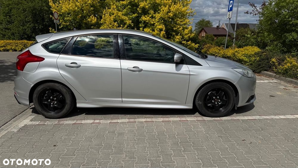 Ford Focus 1.6 TDCi Ambiente - 6
