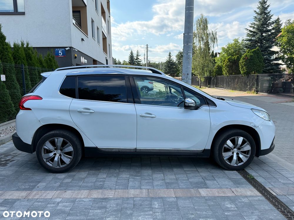 Peugeot 2008 e-HDi FAP 92 ETG6 STOP & START Allure - 5