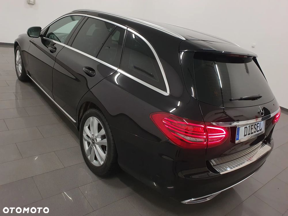 Mercedes-Benz Klasa C 220 d T 9G-TRONIC - 5