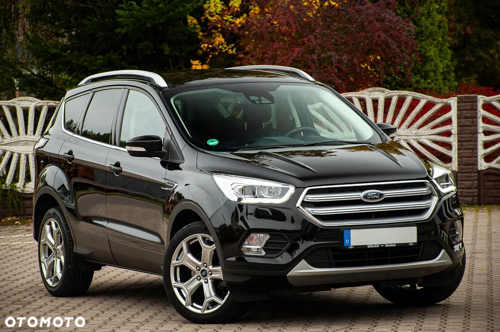 Ford Kuga 1.5 EcoBoost 2x4 Business Edition - 16