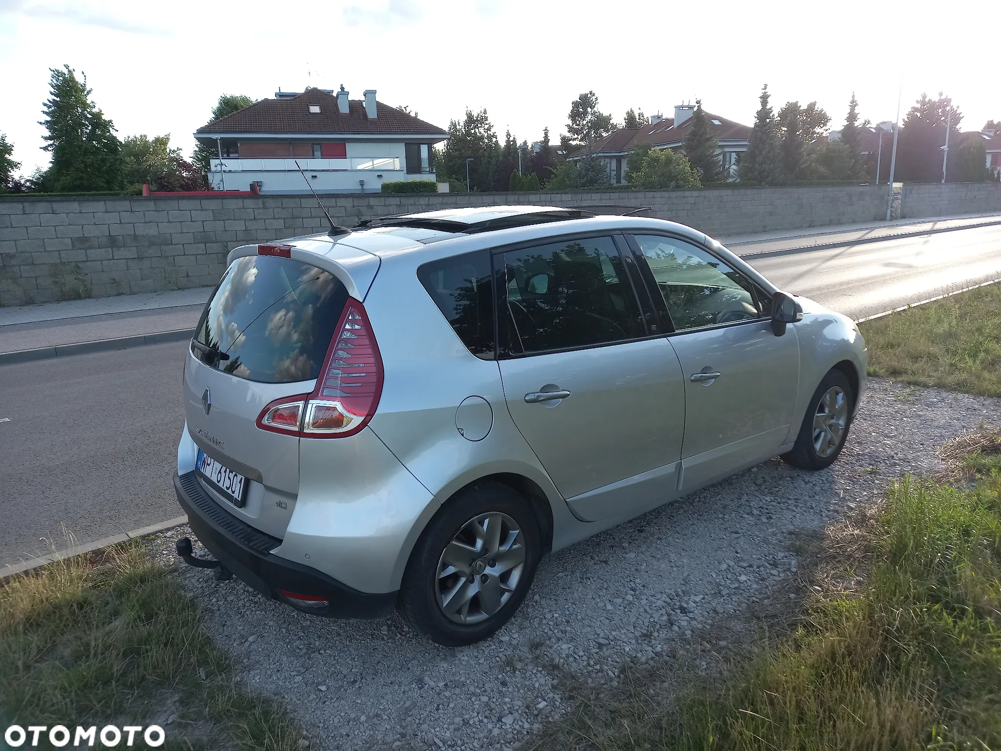 Renault Scenic 1.6 dCi Energy Privilege S&S - 4