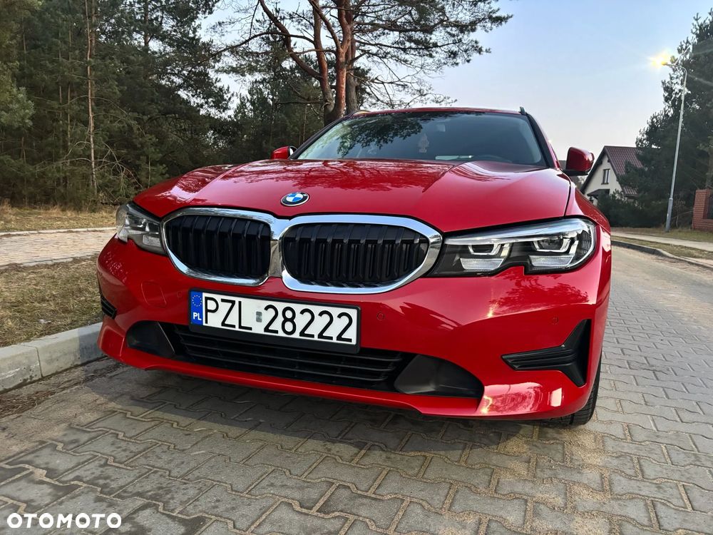 BMW Seria 3 330i - 5