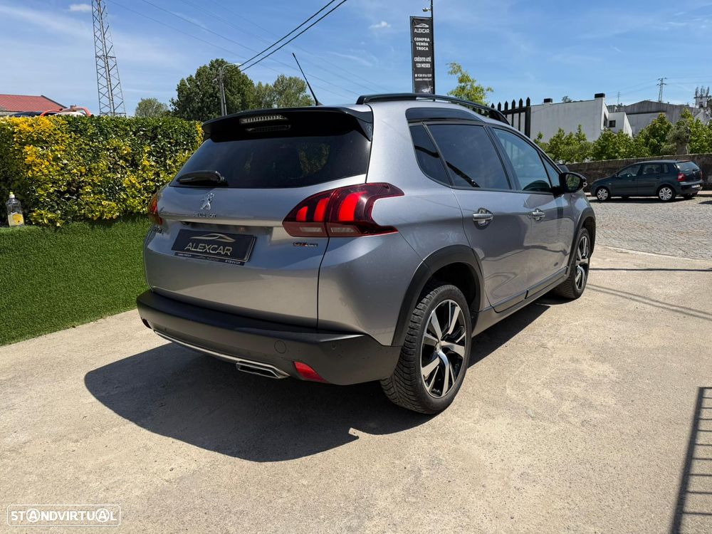 Peugeot 2008 1.2 PureTech GT Line - 4
