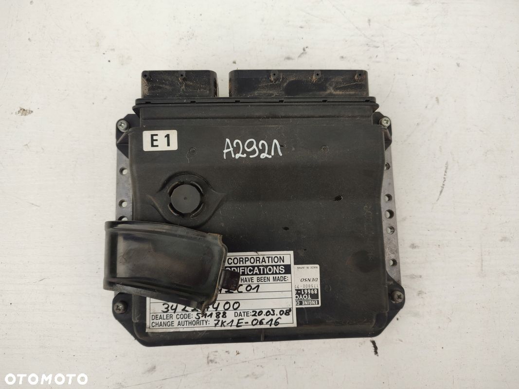 Sterownik silnika TOYOTA RAV4 III 2.2DIESEL D4D 89661-42C01 - 1
