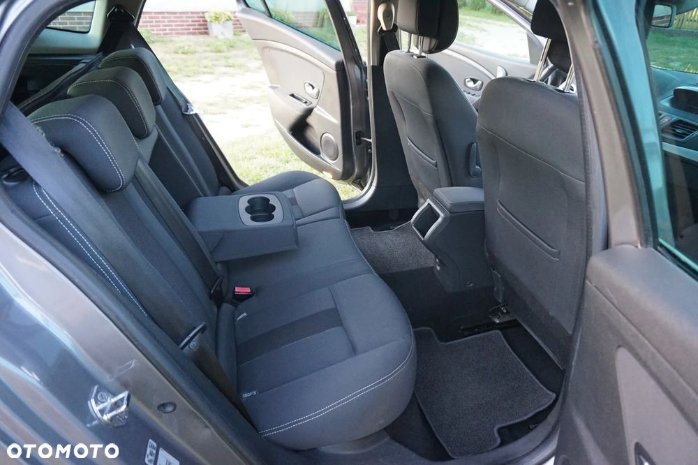 Renault Megane 1.6 16V 110 Dynamique - 21