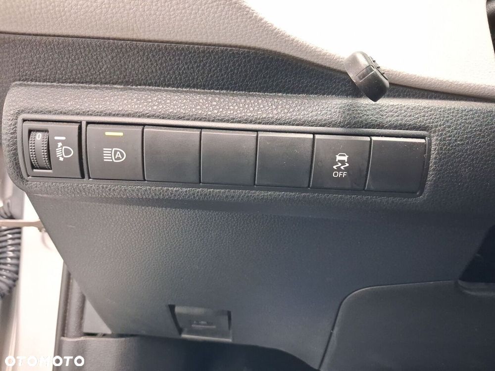 Toyota Corolla 1.8 Hybrid Comfort - 26