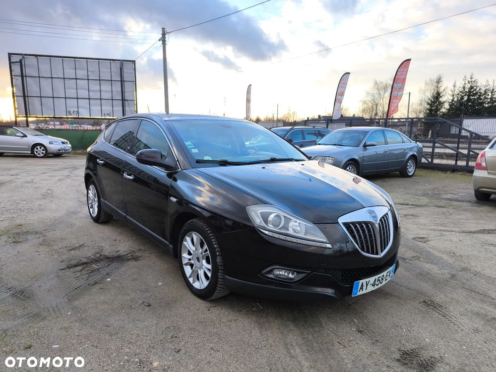 Lancia Delta 1.6 MultiJet 16v Silver - 3