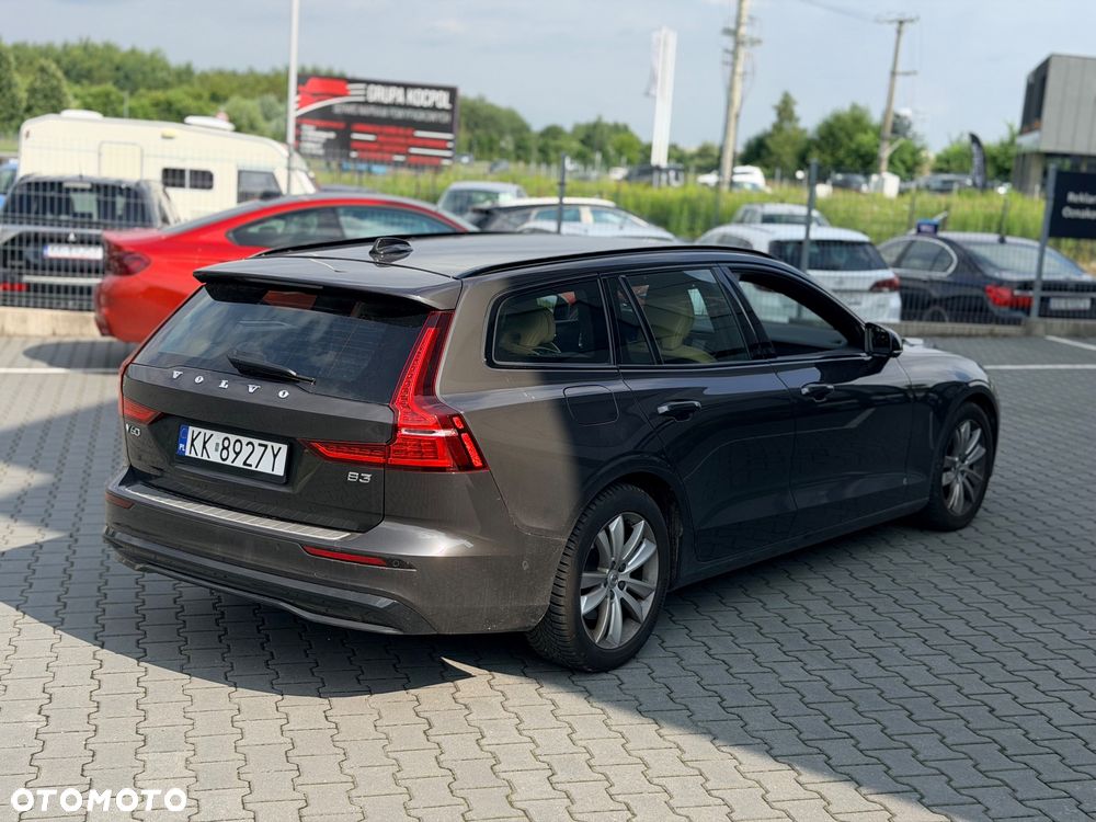 Volvo V60 B3 B Plus Dark - 5