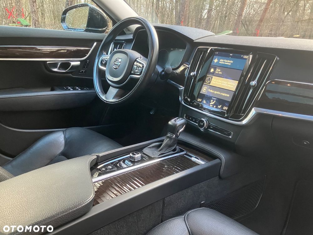 Volvo S90 T5 Geartronic Momentum - 17