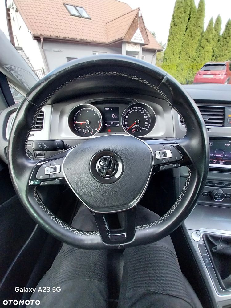 Volkswagen Golf - 18
