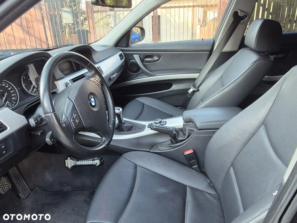 BMW Seria 3 320d Efficient Dynamics Edition - 10