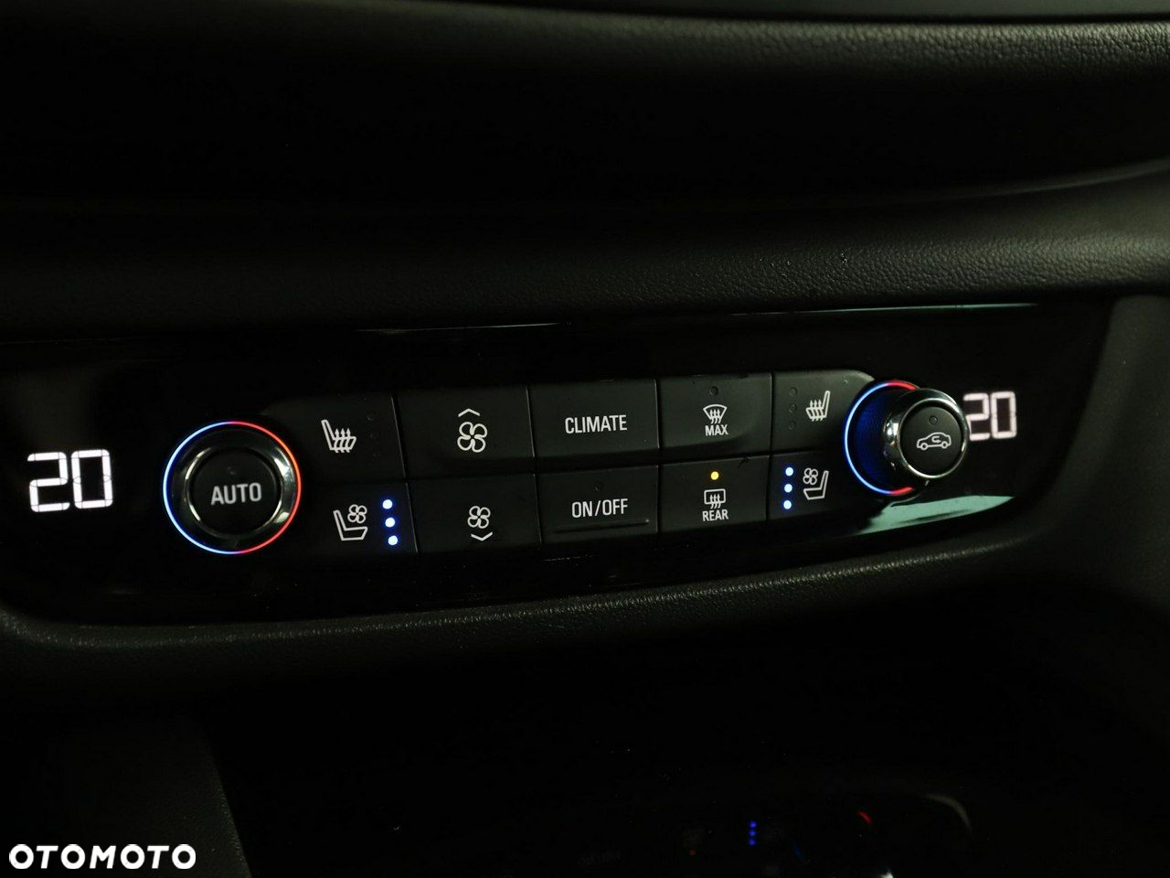 Opel Insignia 2.0 T 4x4 Innovation S&S - 28