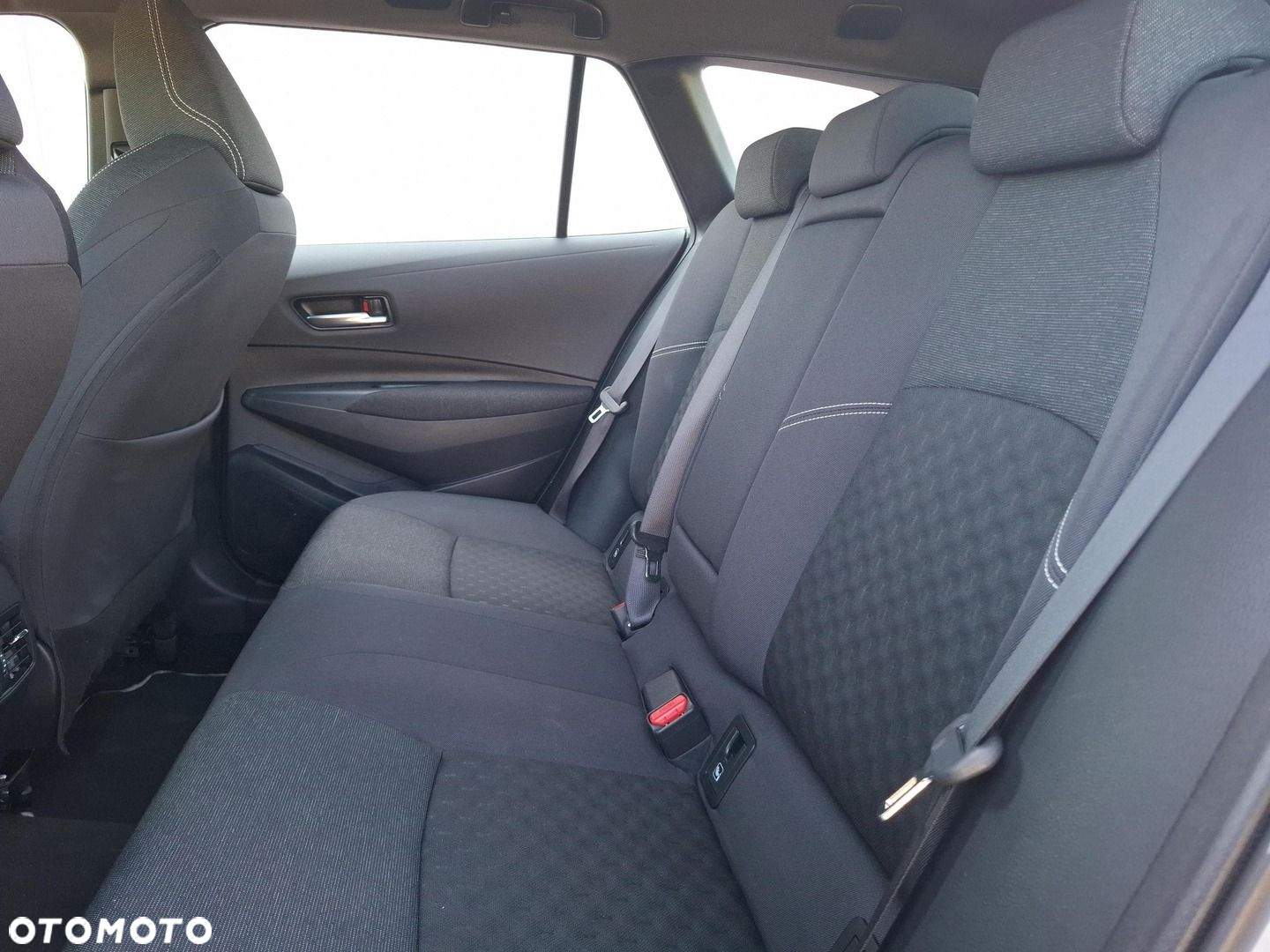 Toyota Corolla - 12