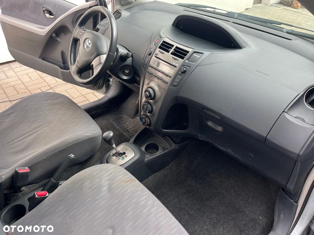 Toyota Yaris 1.4 D-4D Multi Mode Life - 9