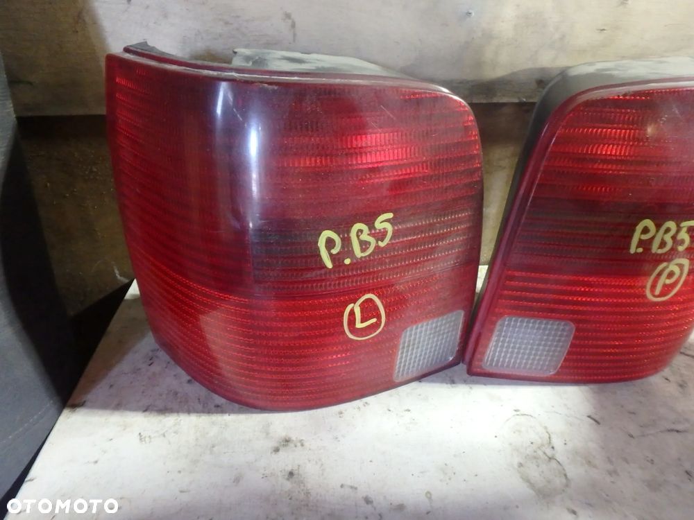 Lampa prawa i lewa tylna VW Passat B5 kombi - 2