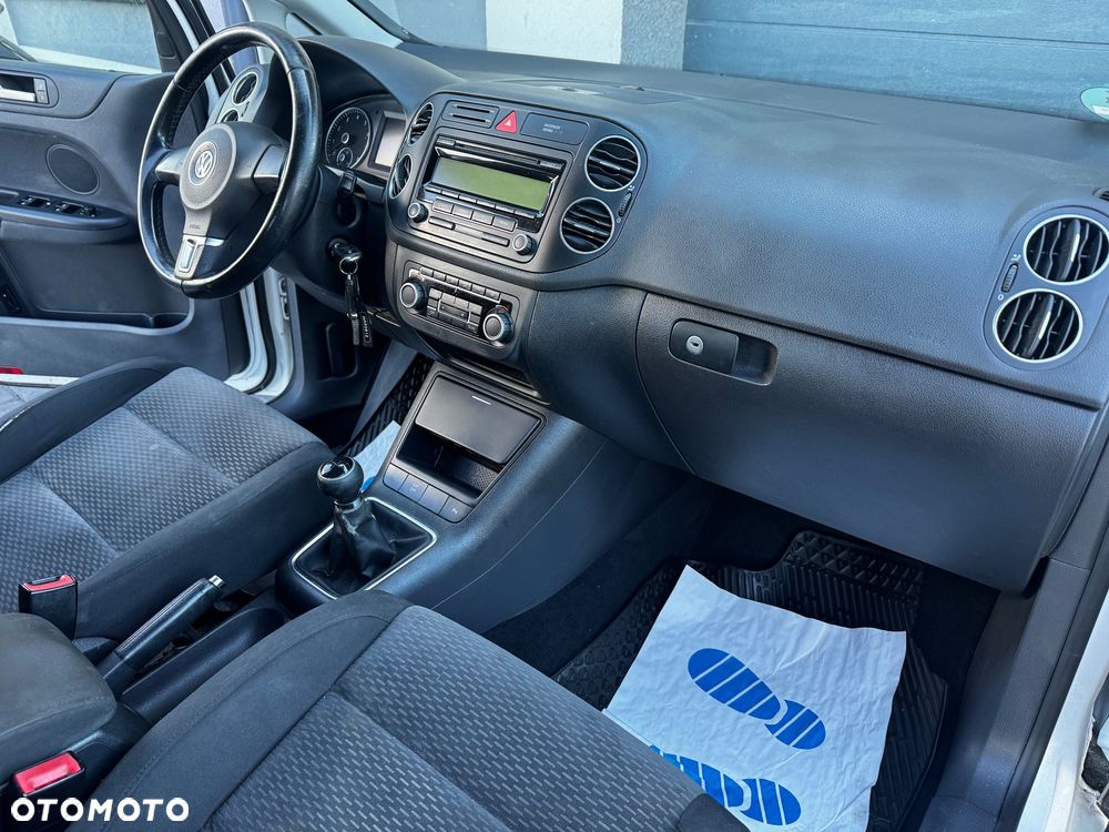 Volkswagen Golf Plus - 16