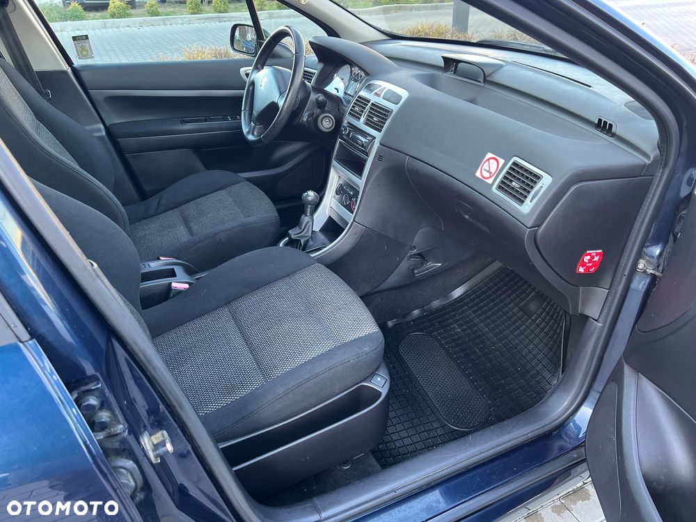 Peugeot 307 HDi 110 Premium - 13