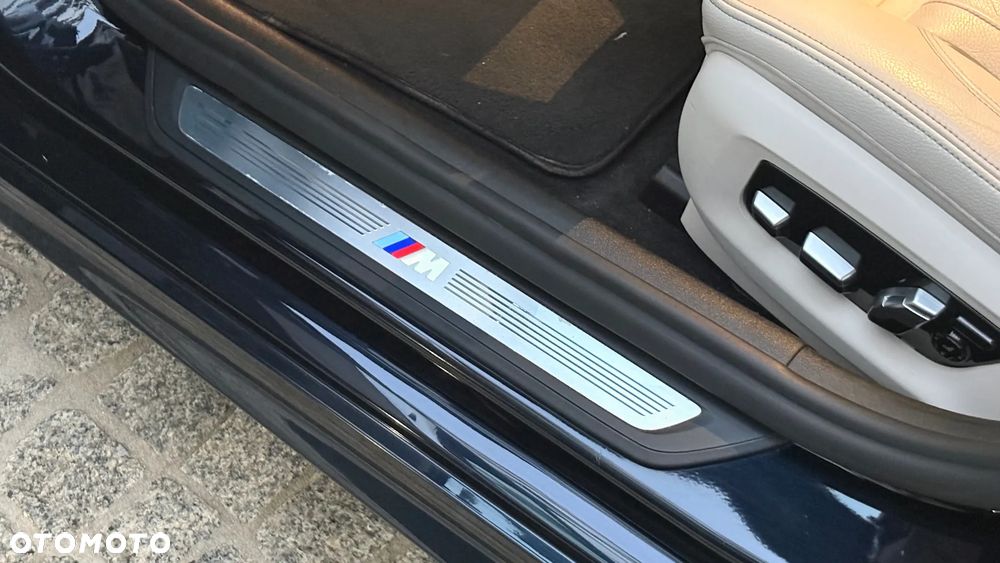 BMW Seria 5 530i xDrive M Sport sport - 23