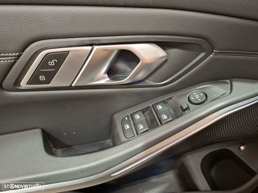 BMW 320 e Line Sport Auto - 17