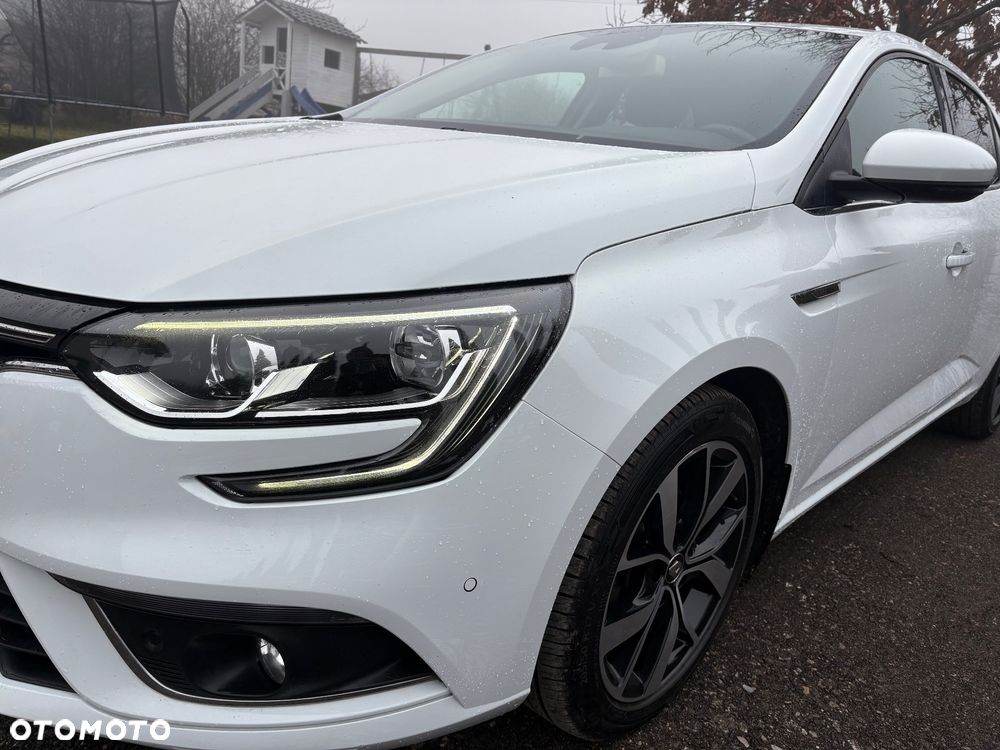 Renault Megane ENERGY TCe 130 BOSE EDITION - 2