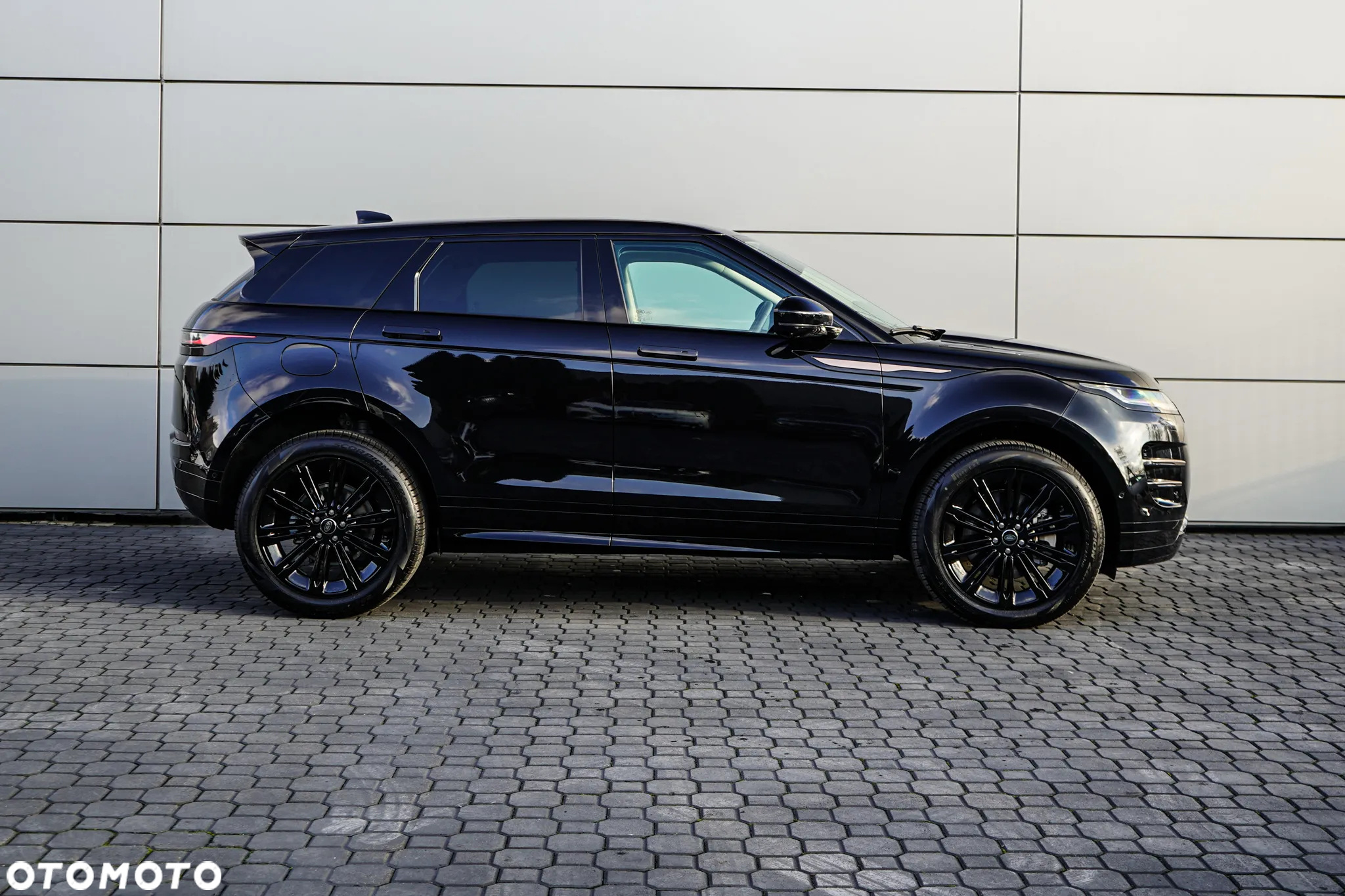 Land Rover Range Rover Evoque D200 R-Dynamic SE - 2