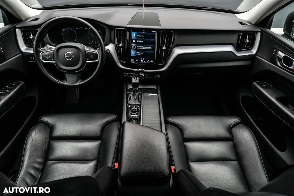 Volvo XC 60 D4 Momentum Pro - 7