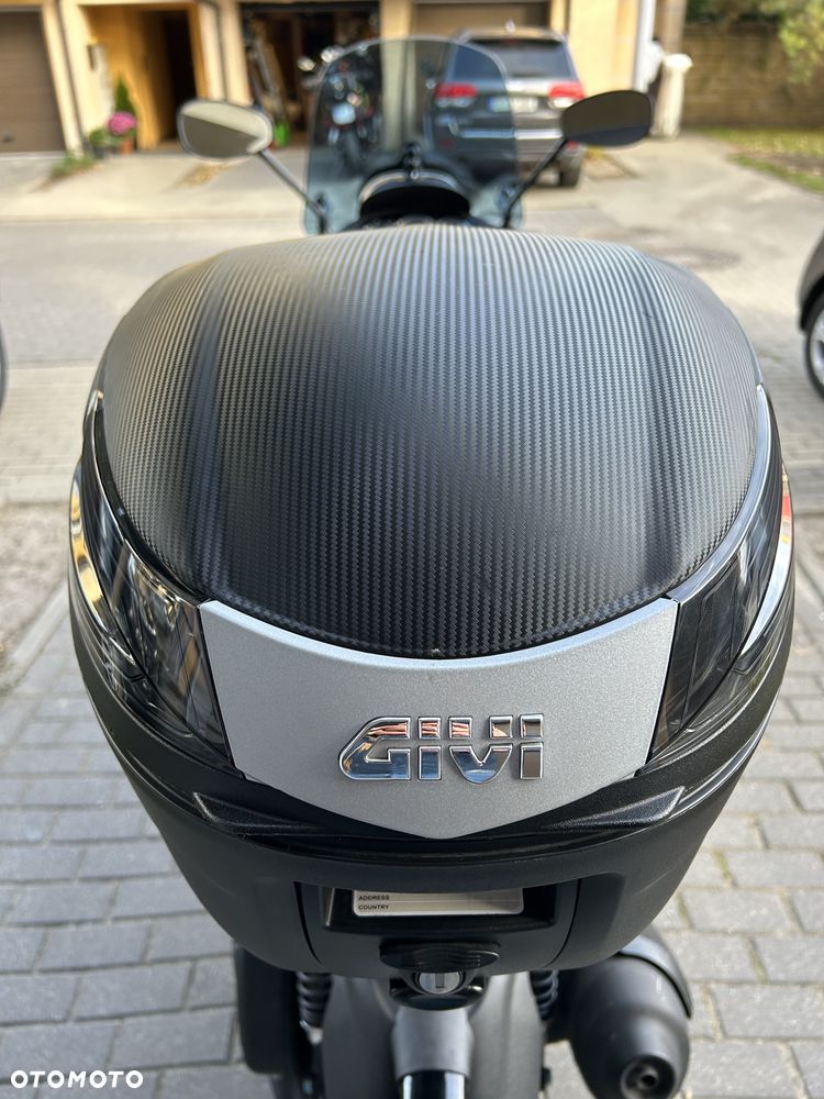 Piaggio Beverly - 7