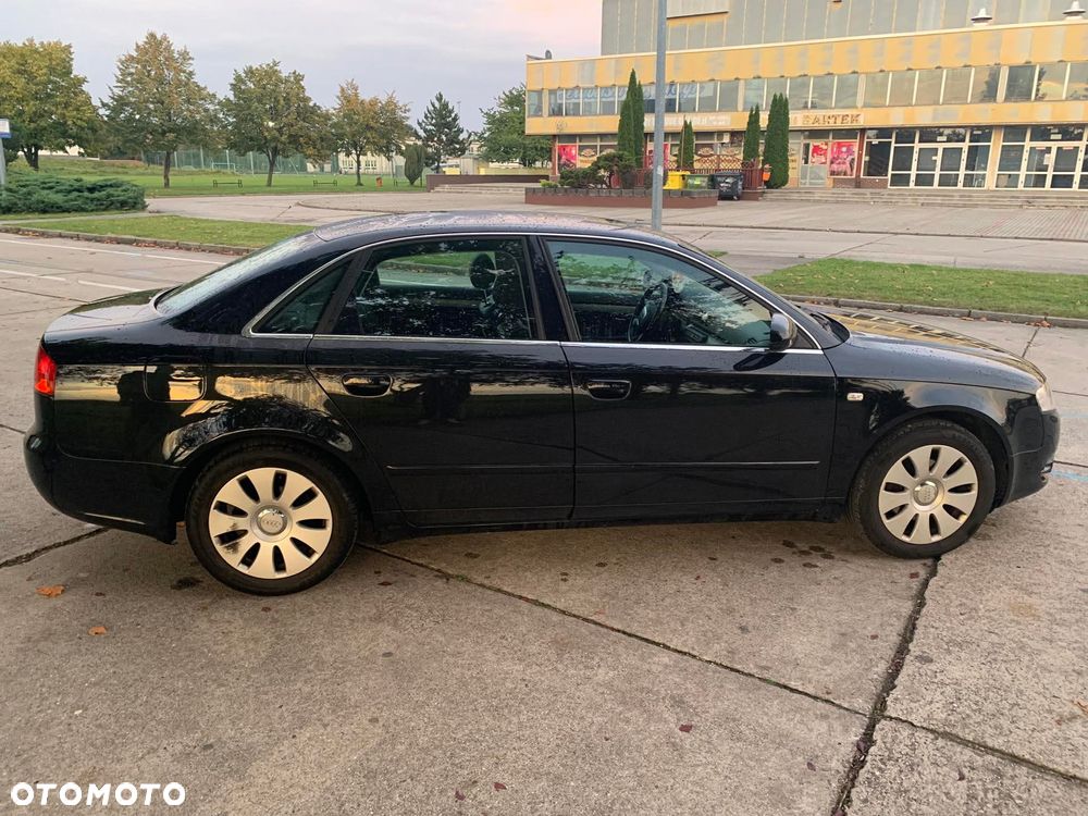 Audi A4 Limousine - 2
