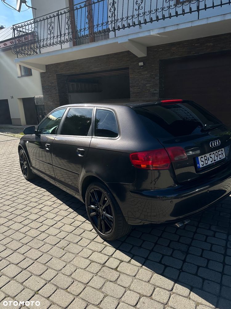 Audi A3 Sportback 2.0 TDI Ambition - 2