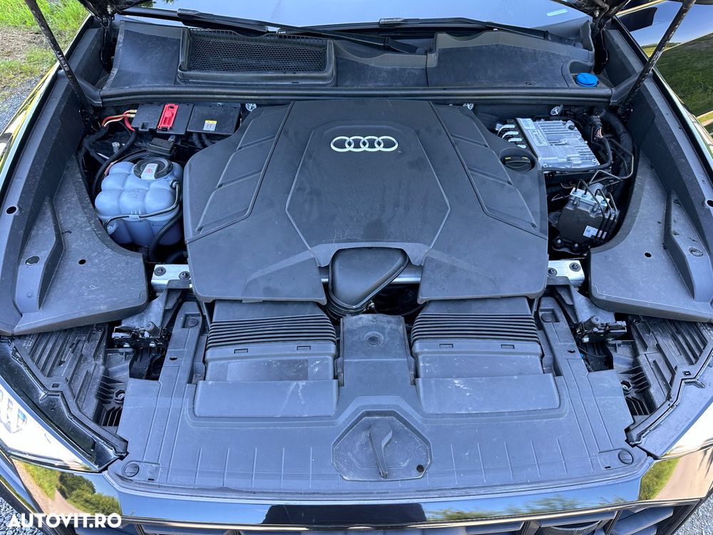 Audi Q8 SUV TFSI quattro 250 kW tiptronic S line business - 30