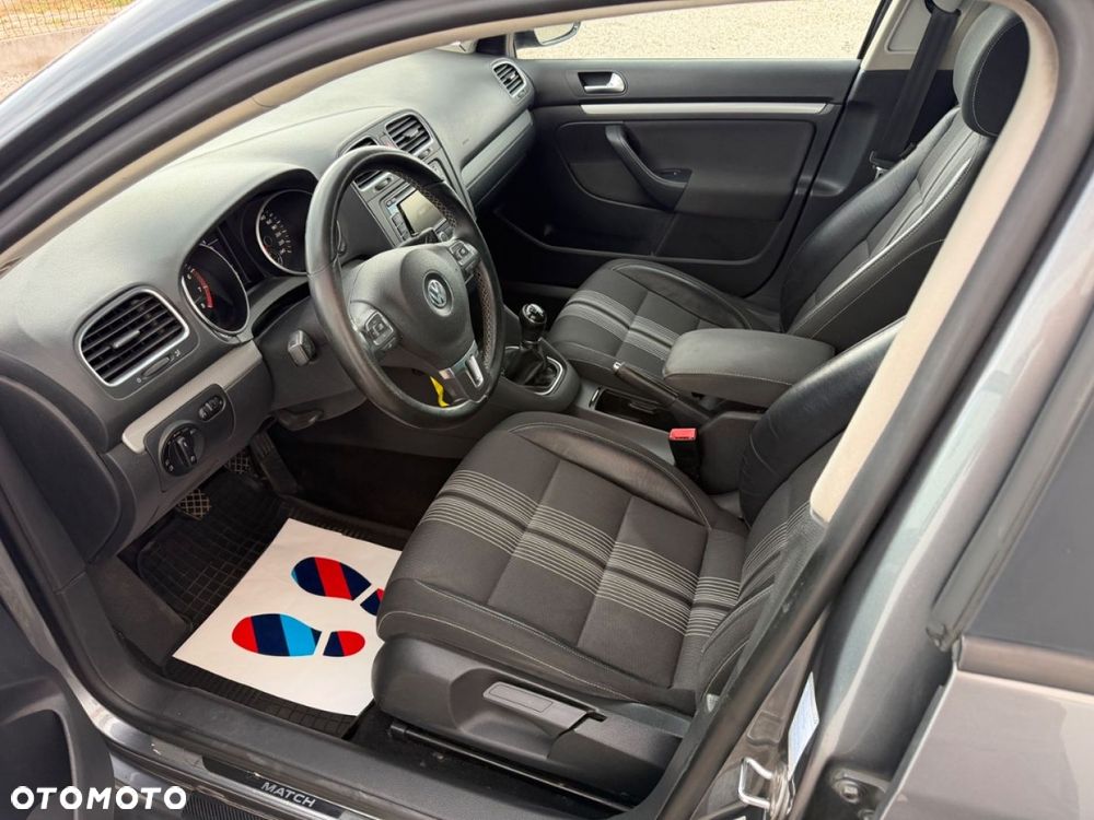 Volkswagen Golf 1.4 TSI Tour Edition - 36