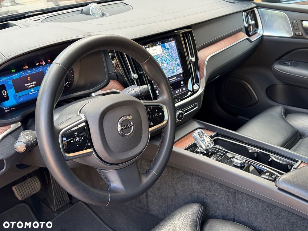 Volvo S60 B5 B AWD Ultimate Dark - 12