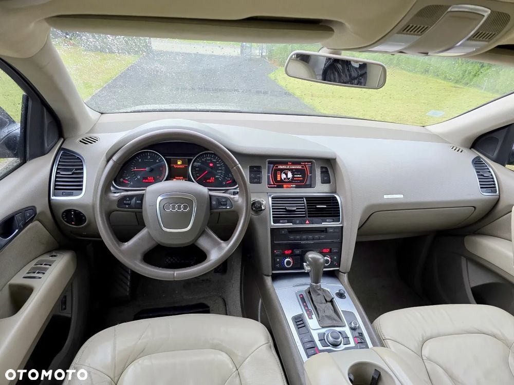 Audi Q7 3.0 TDI DPF quattro tiptronic - 14
